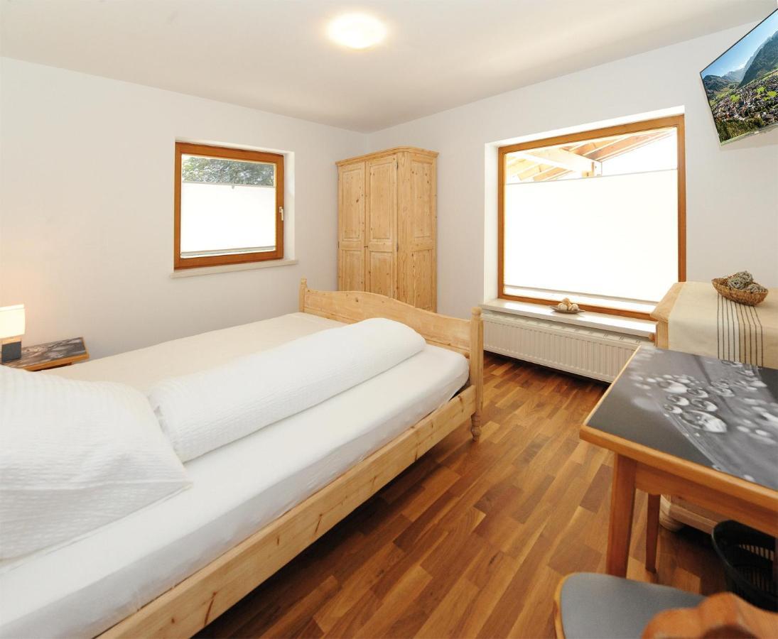 Chalet Gloria - Doppel- Und Mehrbettzimmer Fusch an der Glocknerstraße Eksteriør bilde